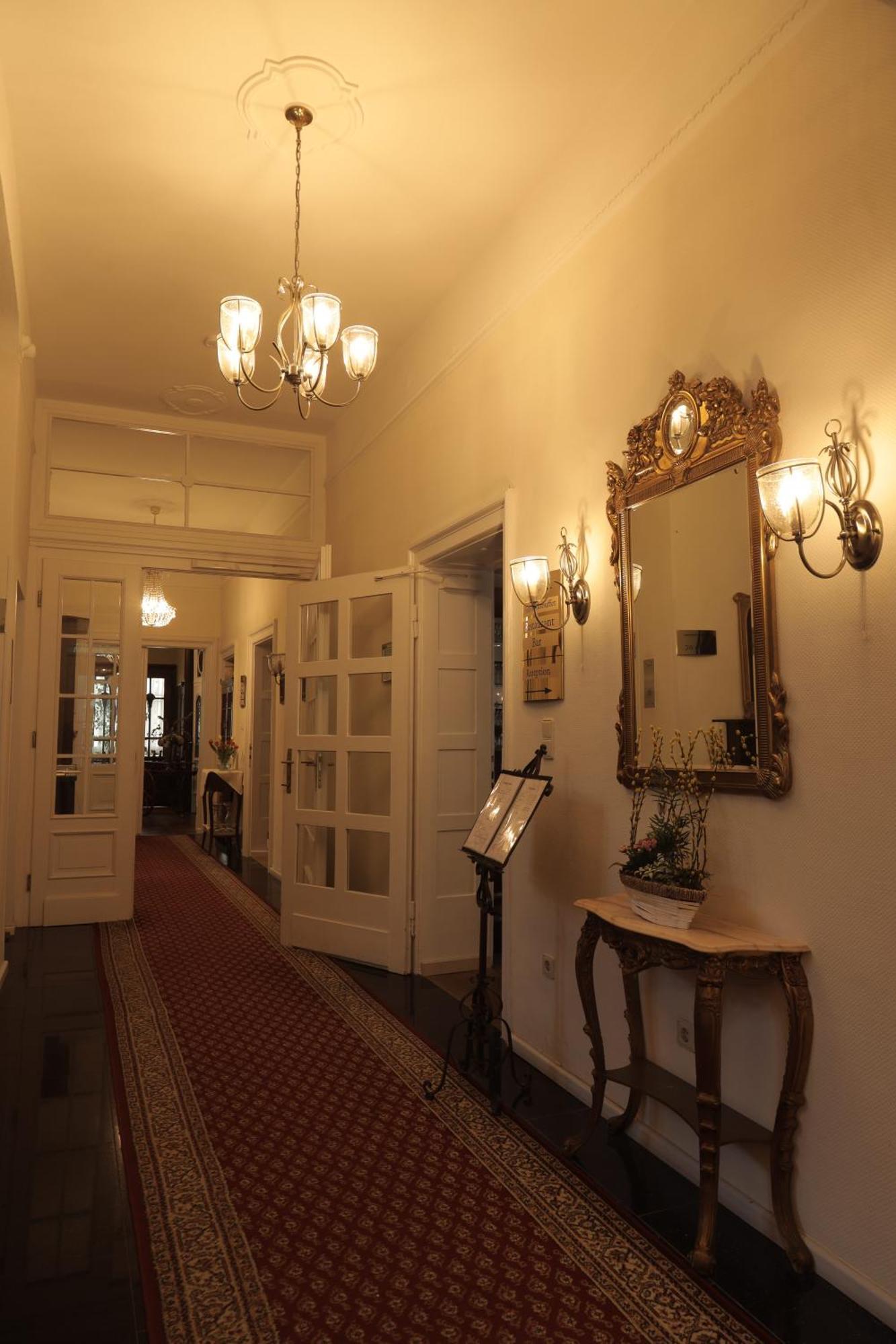 Hotel Weisses Haus Bad Kissingen Dış mekan fotoğraf