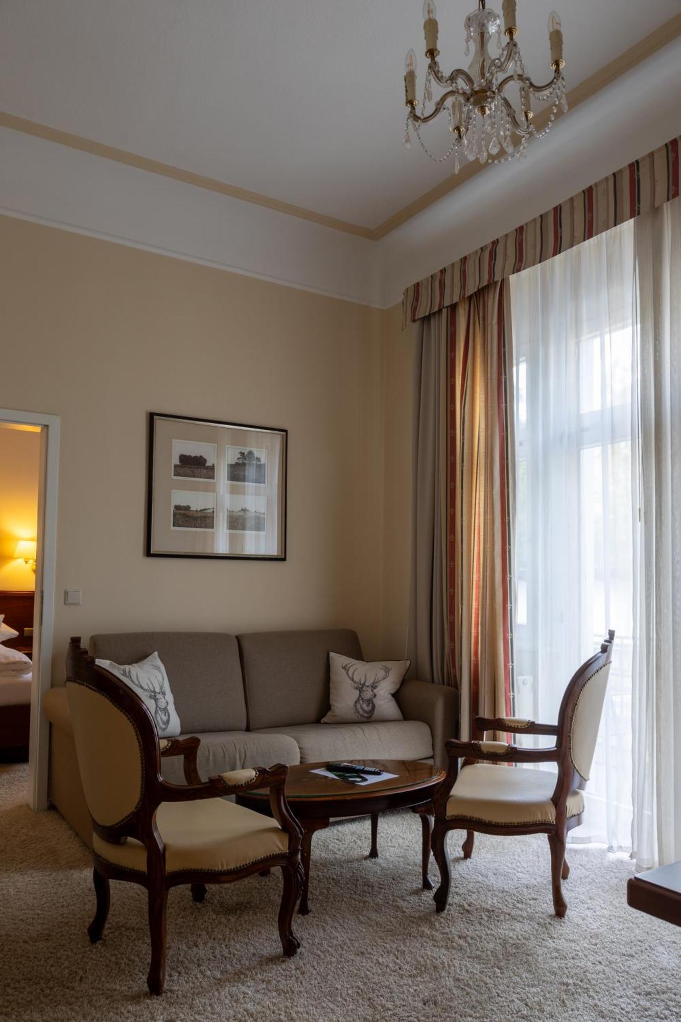 Hotel Weisses Haus Bad Kissingen Dış mekan fotoğraf