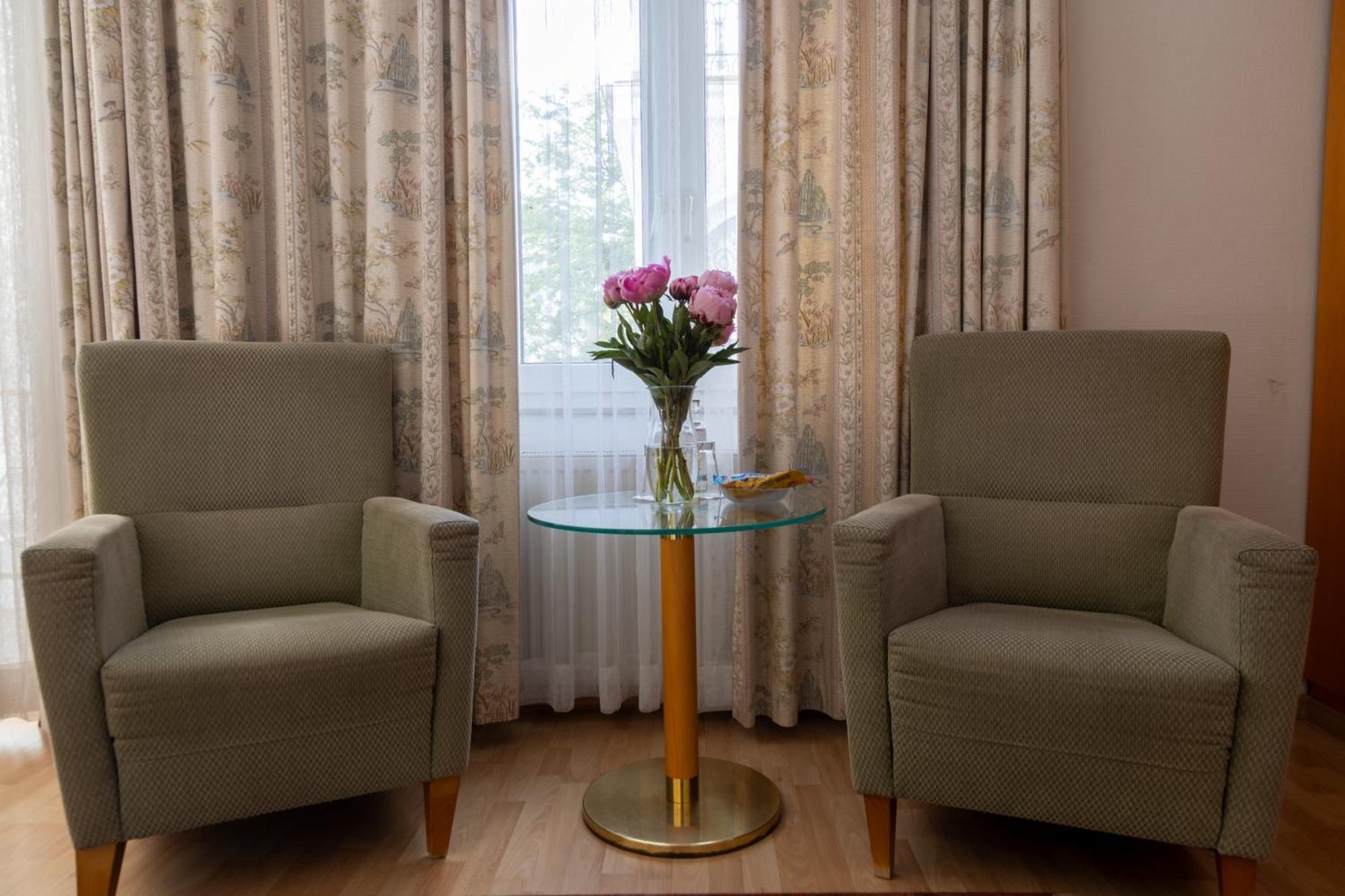 Hotel Weisses Haus Bad Kissingen Dış mekan fotoğraf